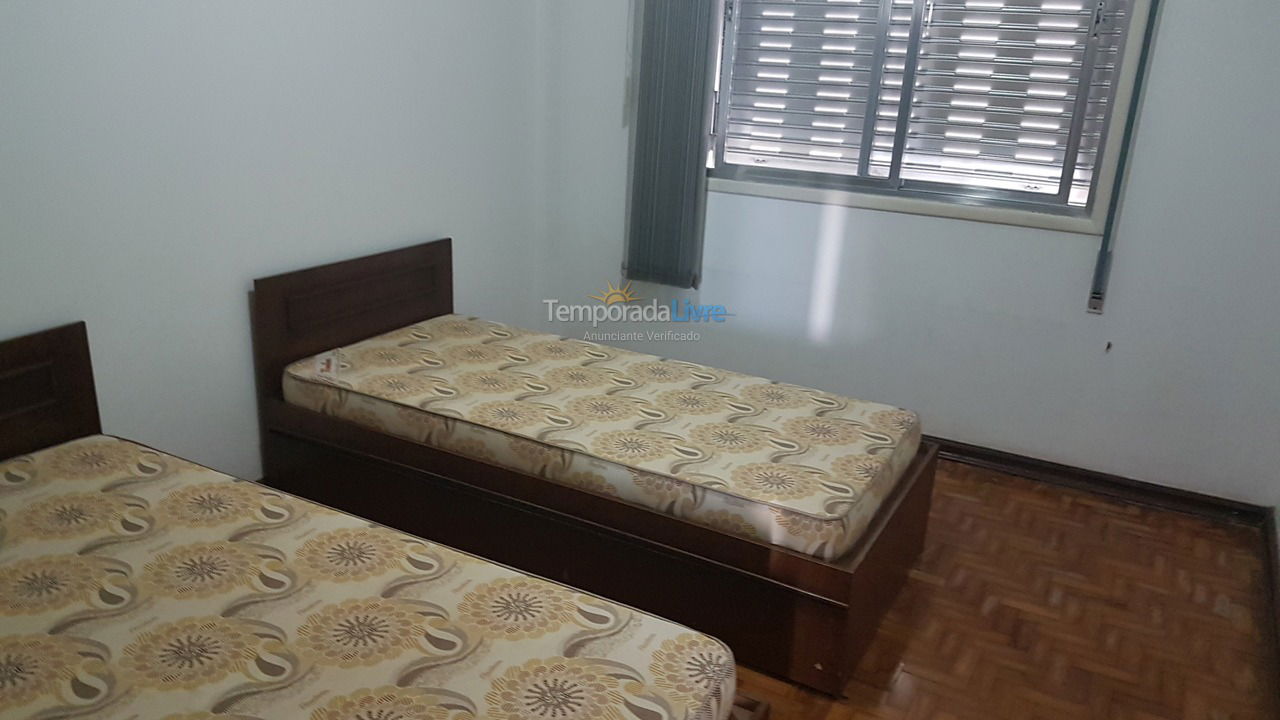 Apartment for vacation rental in Guarujá (Pitangueiras)