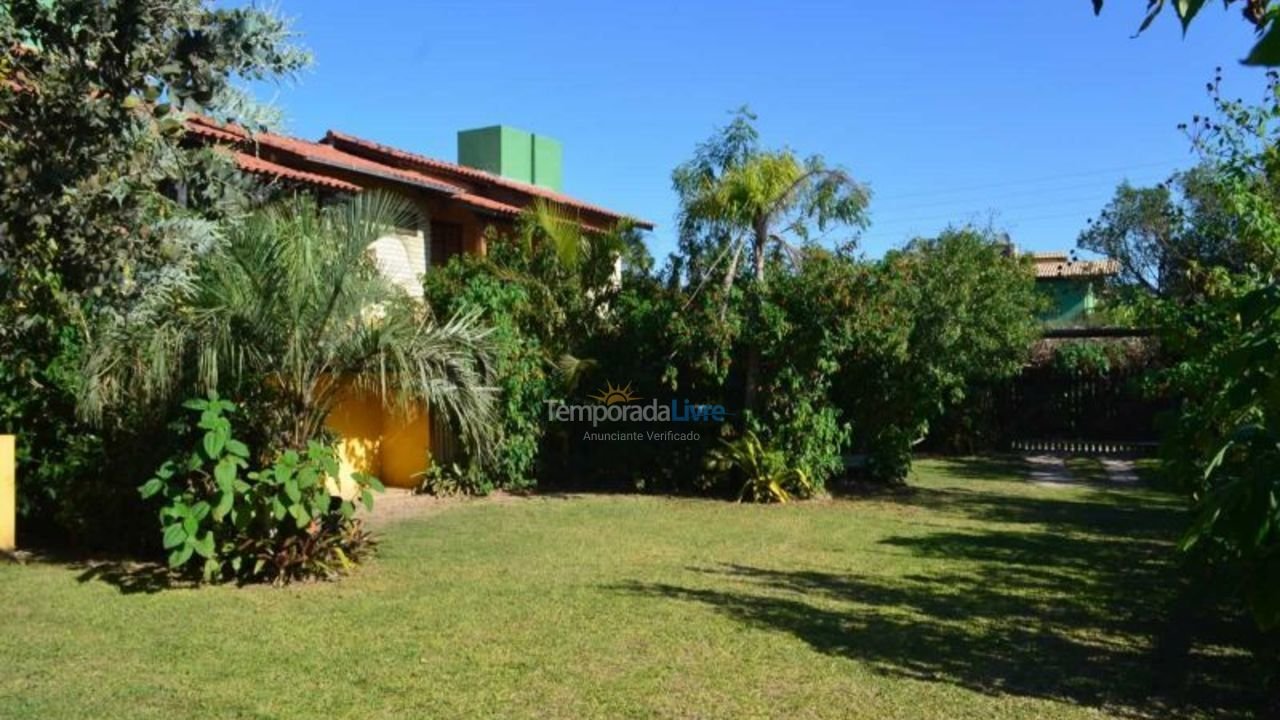 Casa para aluguel de temporada em Imbituba (Praia do Rosa)