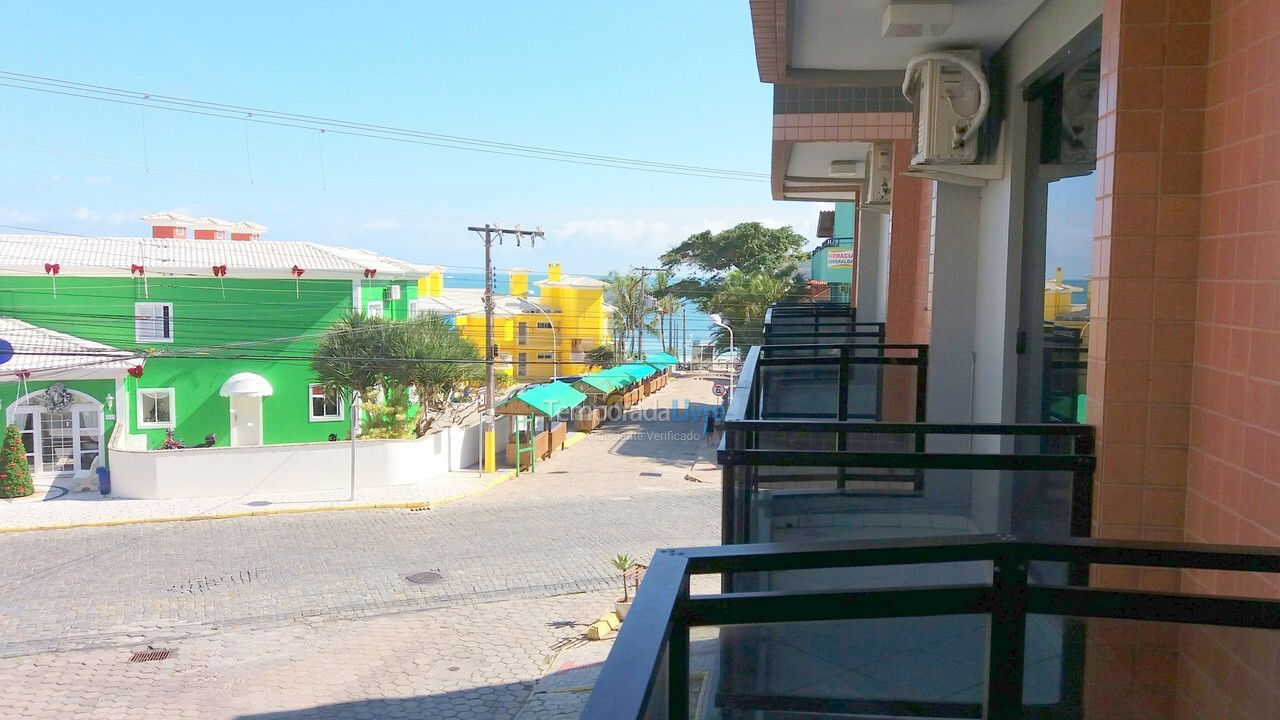 Apartment for vacation rental in Bombinhas (Praia de Bombinhas)