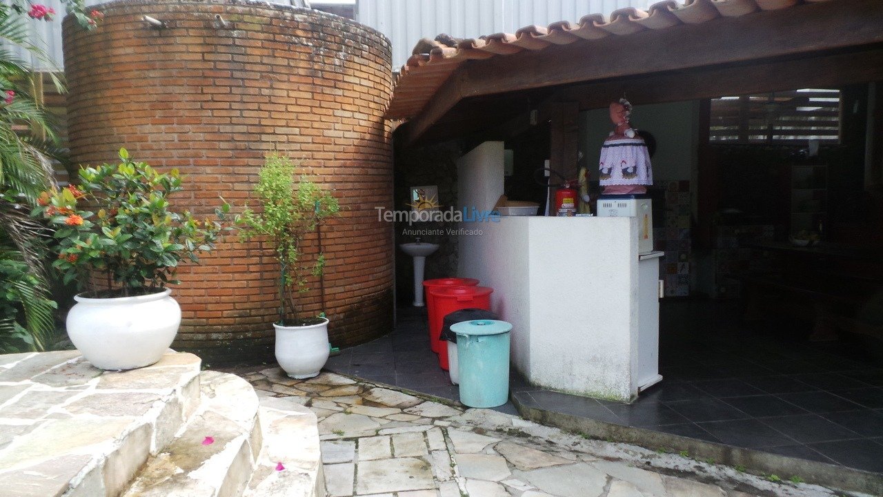 House for vacation rental in São Sebastião (Camburi)
