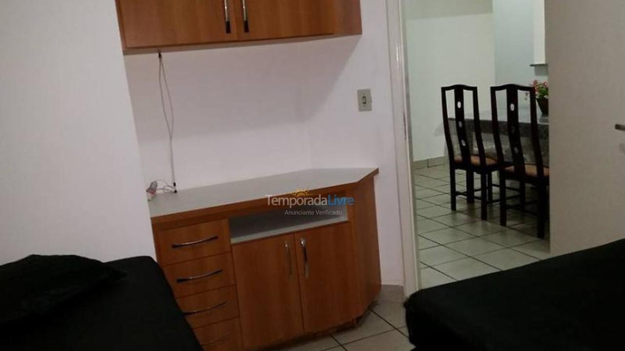Apartamento para alquiler de vacaciones em Caldas Novas (Anexo Clube Ctc)