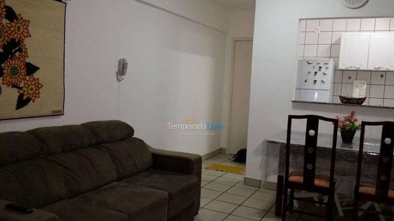 Apartamento para aluguel de temporada em Caldas Novas (Anexo Clube Ctc)