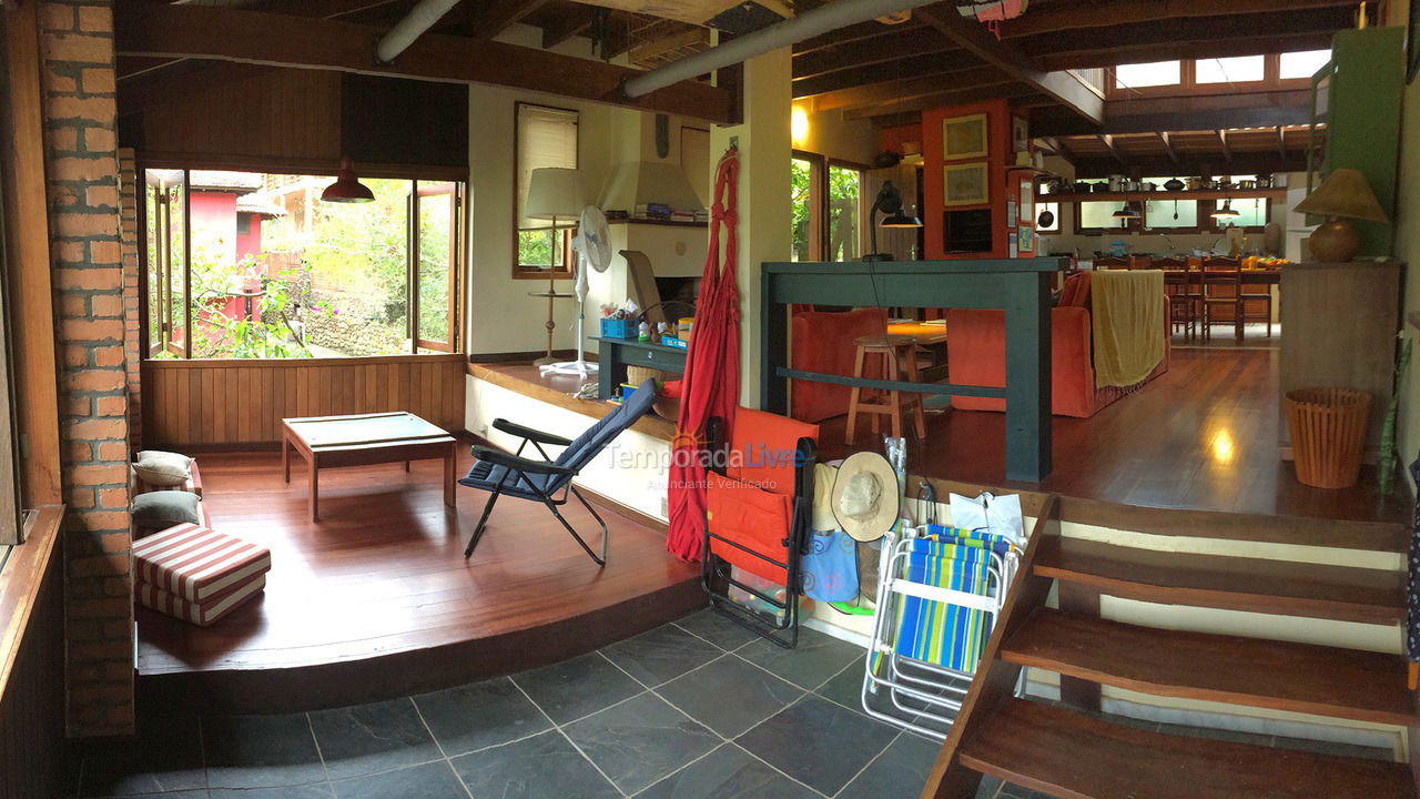 Casa para alquiler de vacaciones em Garopaba (Praia da Ferrugem)