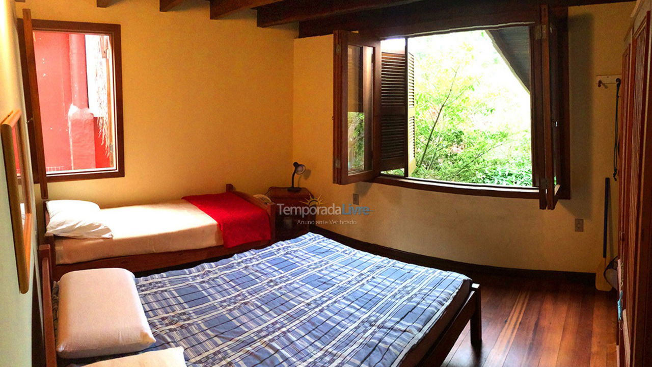Casa para alquiler de vacaciones em Garopaba (Praia da Ferrugem)