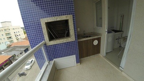 Ed. Mónaco - Apartamento con 03 dormitorios a 150 m de la playa de Bombas