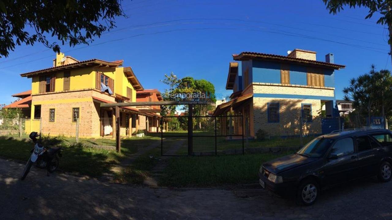 Casa para aluguel de temporada em Garopaba (Ferraz)