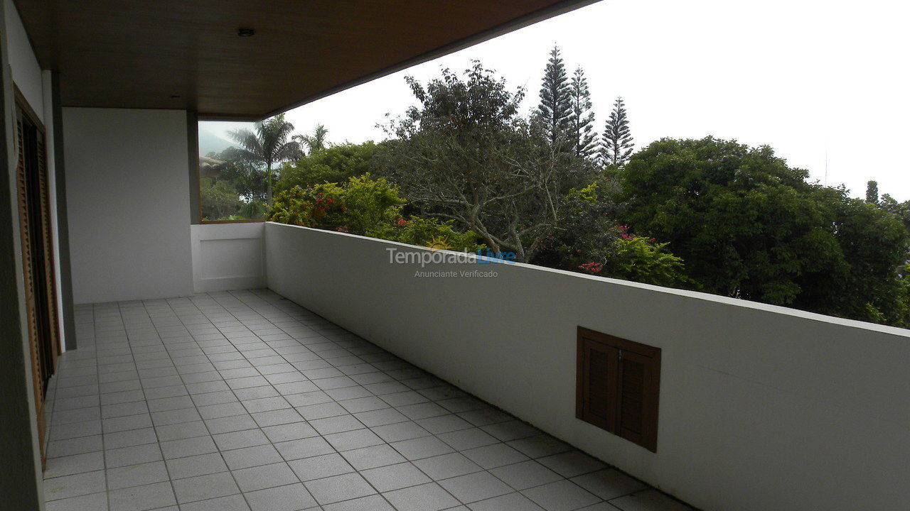 House for vacation rental in Florianópolis (Praia Brava)