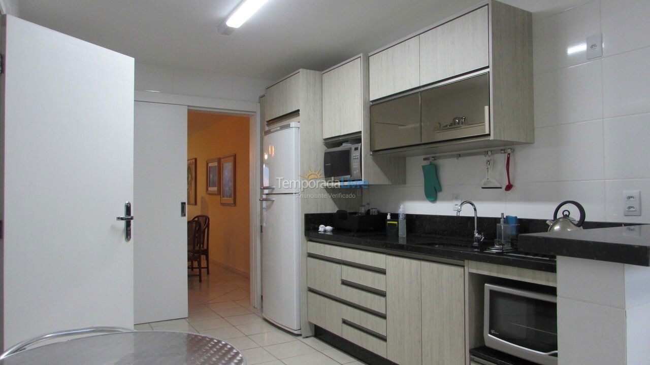 Apartamento para aluguel de temporada em Florianópolis (Lagoinha)