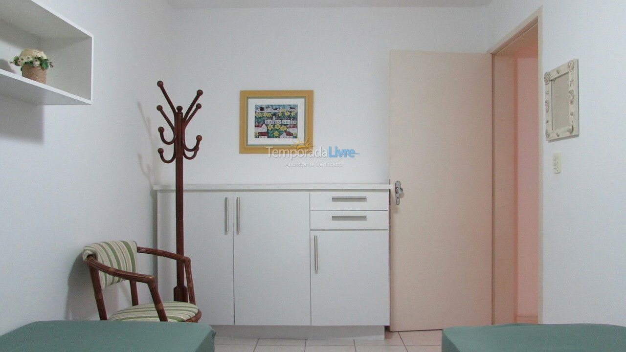 Apartamento para aluguel de temporada em Florianópolis (Lagoinha)