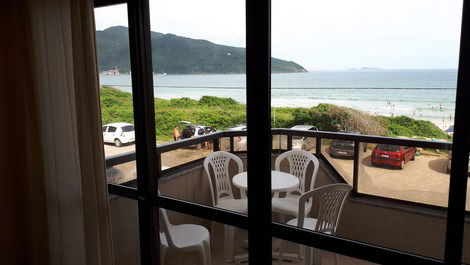 Apartamento para alugar em Florianópolis - Balneário dos Açores