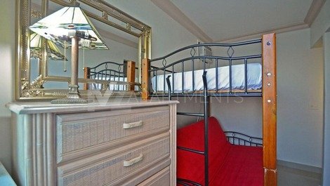 Beautiful 2 bedroom penthouse with panoramic views and Copacabana balcony