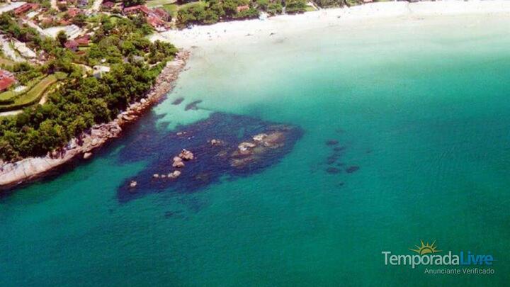 Ubatuba Beach House - Bilhar, Churrasqueira, e Suíte com Ar a 350m da  Praia, Ubatuba – Preços atualizados 2023