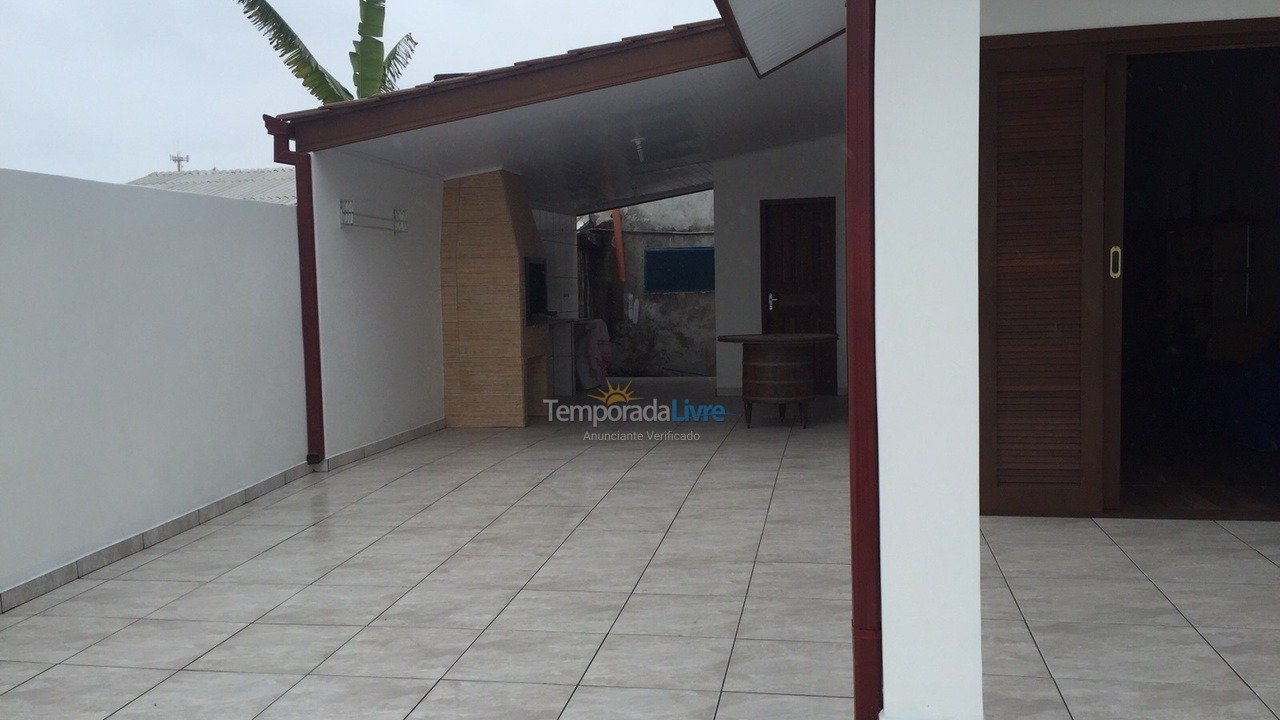 House for vacation rental in Pontal do Paraná (Praia de Leste)