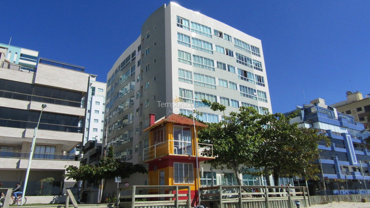 Apartamento para aluguel de temporada em Itapema (Meia Praia)