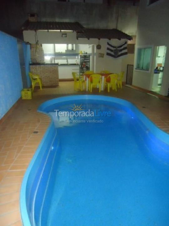 House for vacation rental in Guarapari (Praia do Morro)