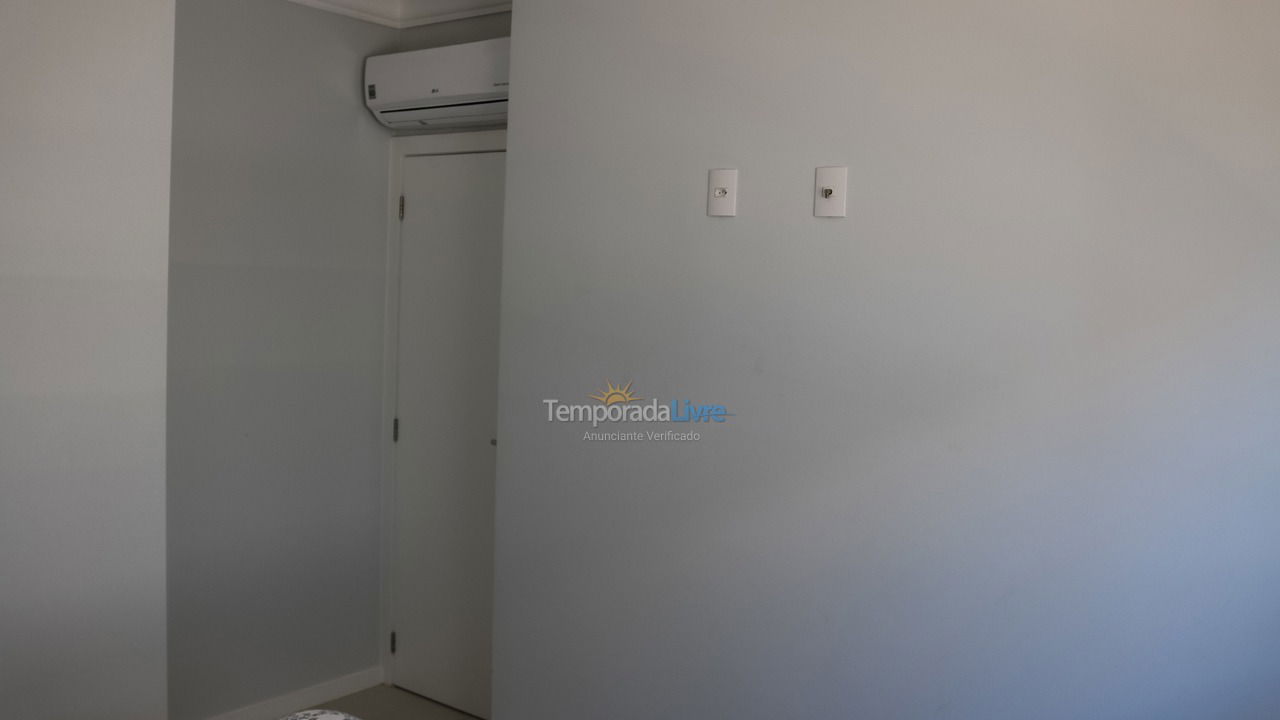 Apartamento para aluguel de temporada em Florianopolis (Praia dos Ingleses)