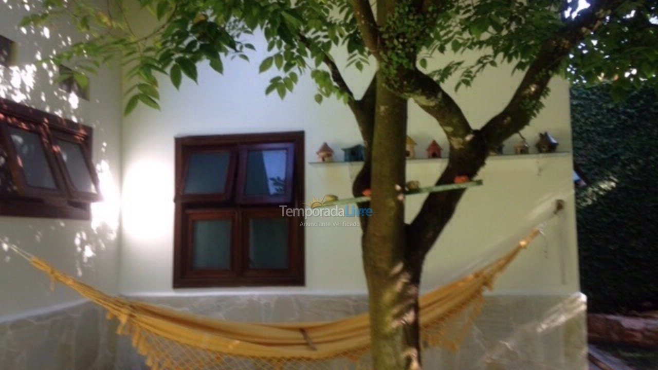 Casa para aluguel de temporada em São Sebastião (Praia da Jureia)