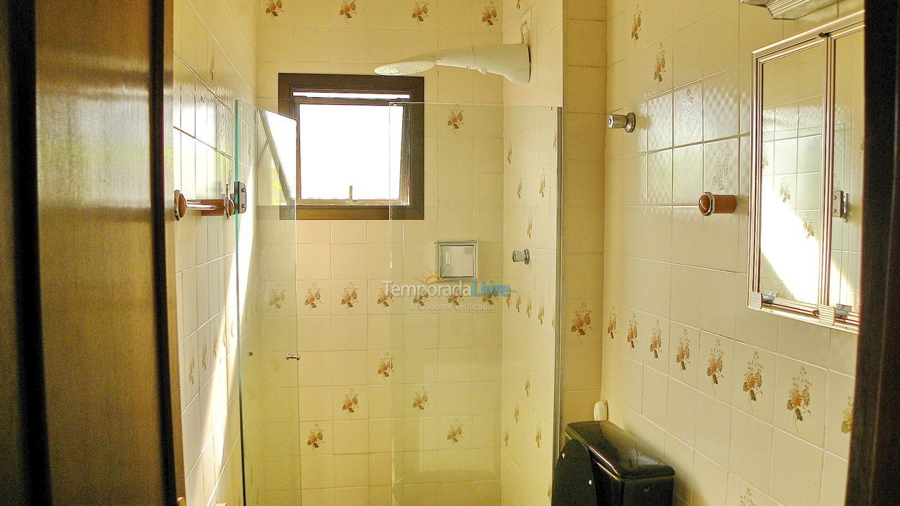 Apartamento para alquiler de vacaciones em Guarujá (Enseada)