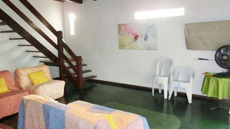 Casa em Cabo Frio 500 m da praia do Peró e Conchas com WIFI
