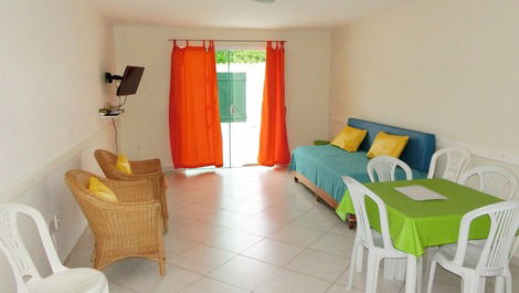 Duplex house in Cabo Frio with WIFI 500 m from the beaches of Peró and Conchas