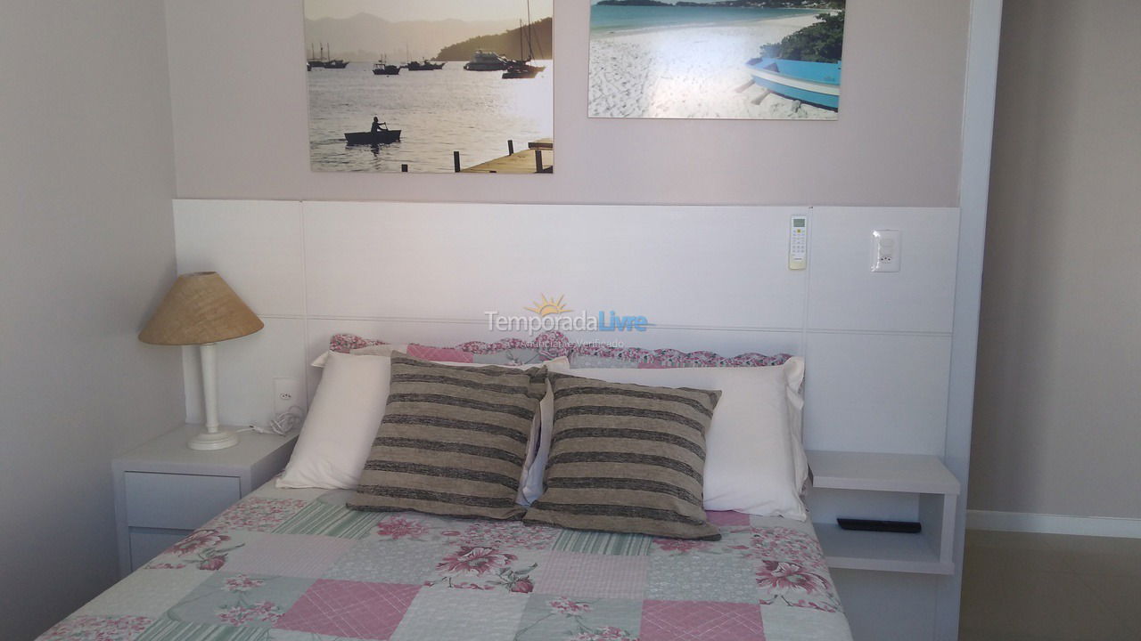 Apartment for vacation rental in Bombinhas (Praia de Bombas)