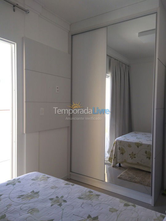 Apartment for vacation rental in Bombinhas (Praia de Bombas)