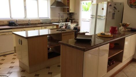 Linda Casa en la Riviera de São Paulo - Contacto directo Via WhatsAPP