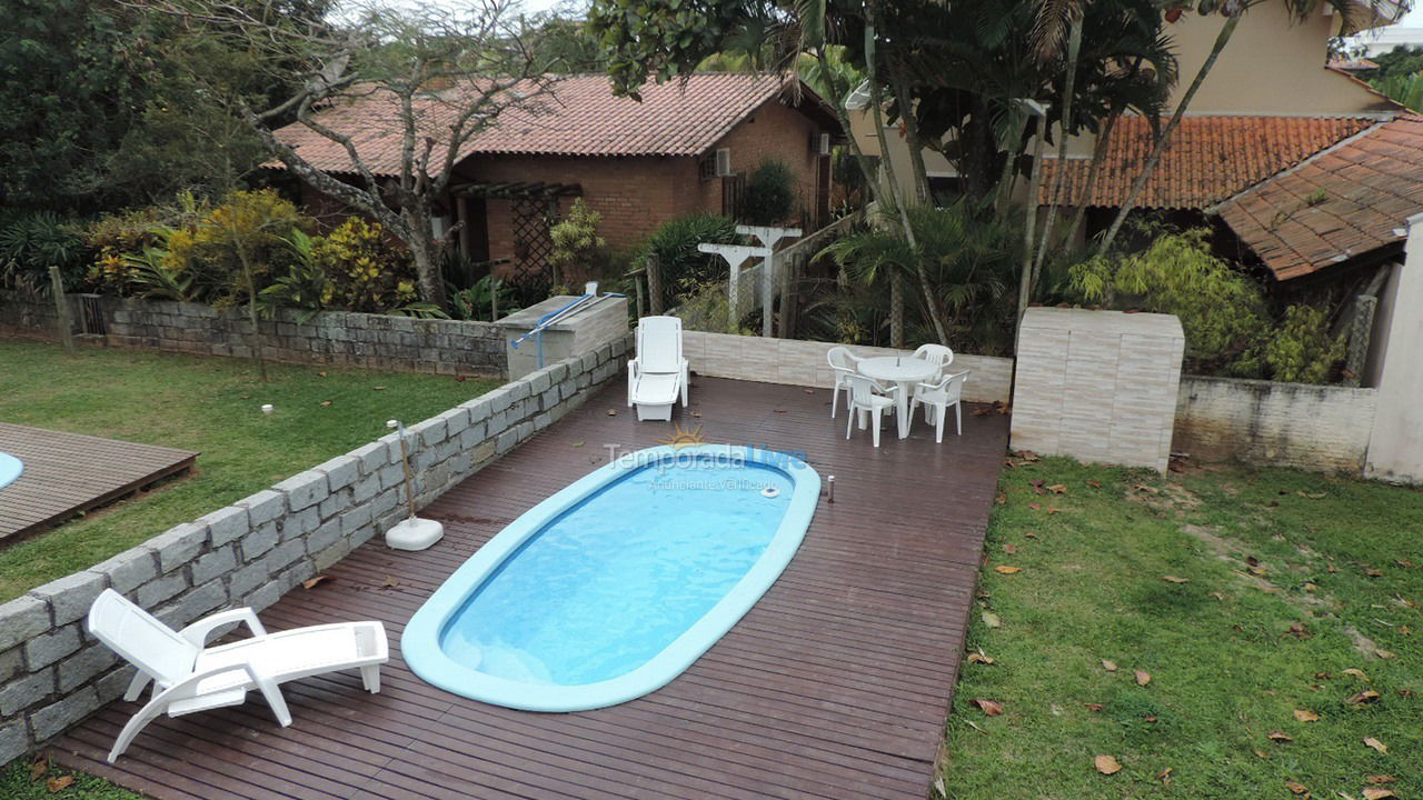 House for vacation rental in Bombinhas (Mariscal)