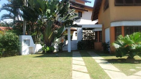 Casa p/16 pessoas com piscina - Cond. Morada da Praia