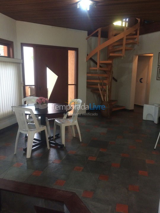 Casa para aluguel de temporada em Bertioga (Boraceia)