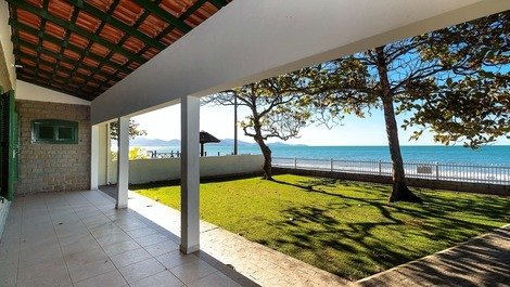 Residence Nice en Seaside Pereque CON 03 HABITACIONES