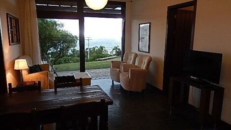 Great property w / "super sea view" - * V * - Two bedrooms / suites!