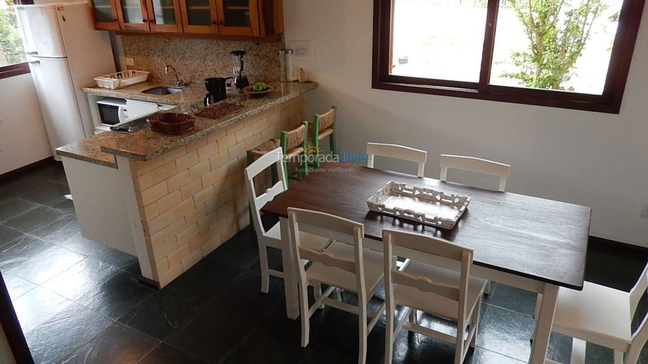 House for vacation rental in Garopaba (Morrinhos)