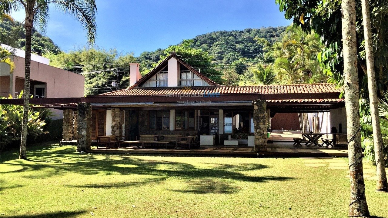 Casa para aluguel de temporada em São Sebastião (Camburi)