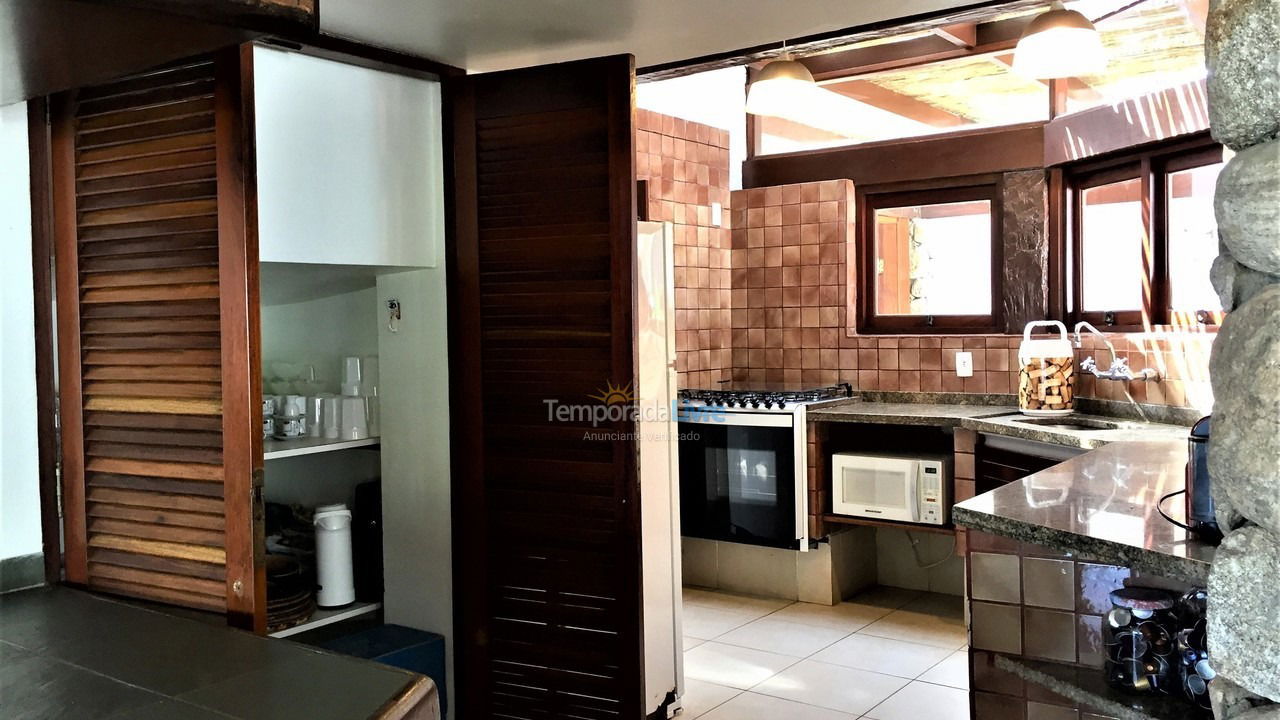 Casa para alquiler de vacaciones em São Sebastião (Camburi)