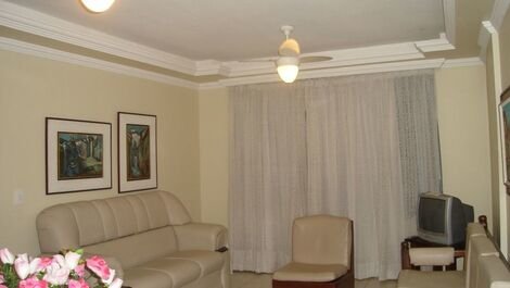 Apt Praia do Forte 2 bedrooms with a suite, total 3 baths.
