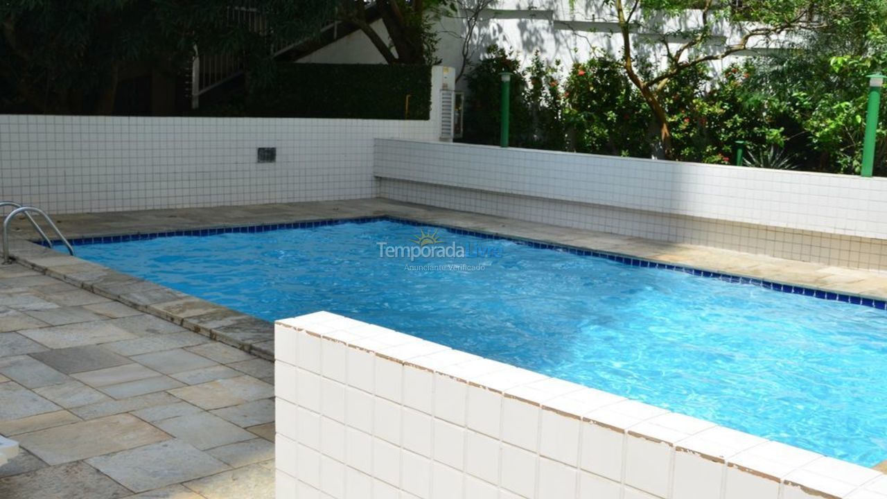 Apartment for vacation rental in Guarujá (Astúrias)