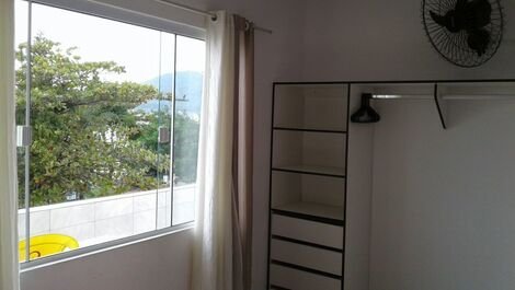 Apartamento frente al mar con 2 dormitorios para hasta 6 personas
