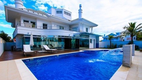 Mansion 50m from the sea, SUMMER RATES ONLY BY CONSULTATION!