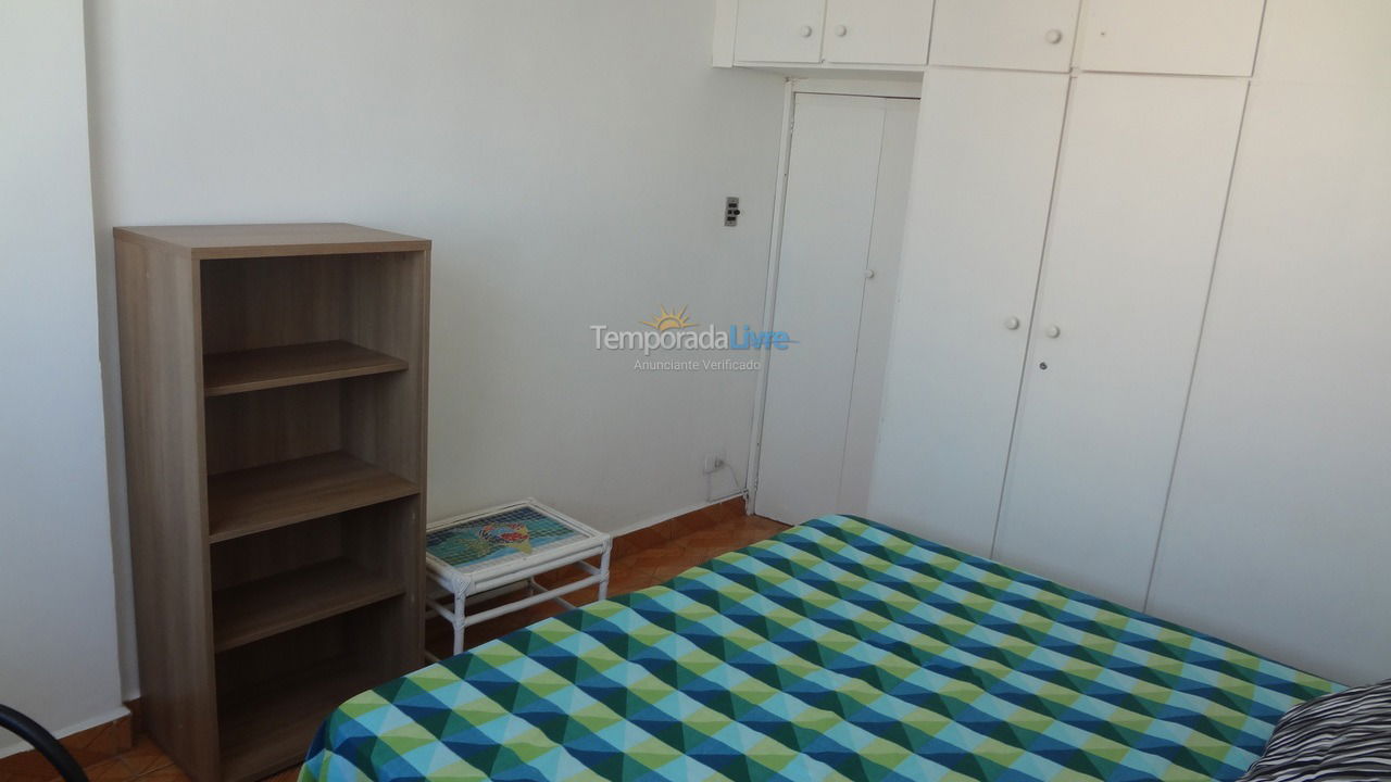 Apartamento para aluguel de temporada em Guarujá (Pitangueiras)