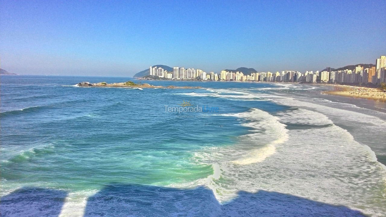 Apartamento para aluguel de temporada em Guarujá (Pitangueiras)