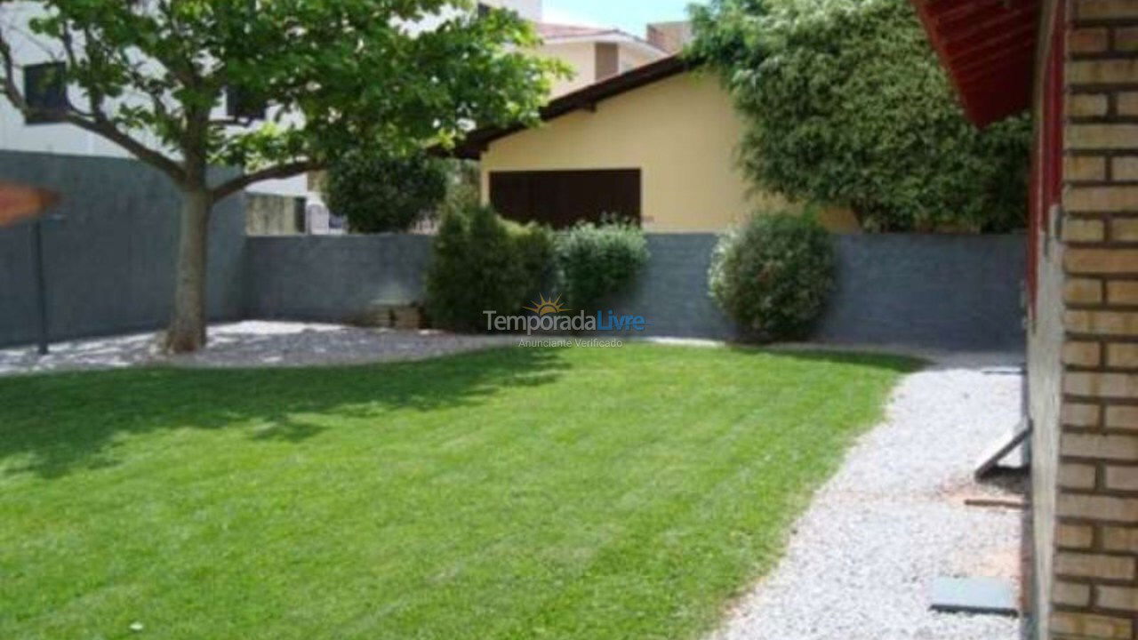 Casa para aluguel de temporada em Florianopolis (Praia dos Ingleses)