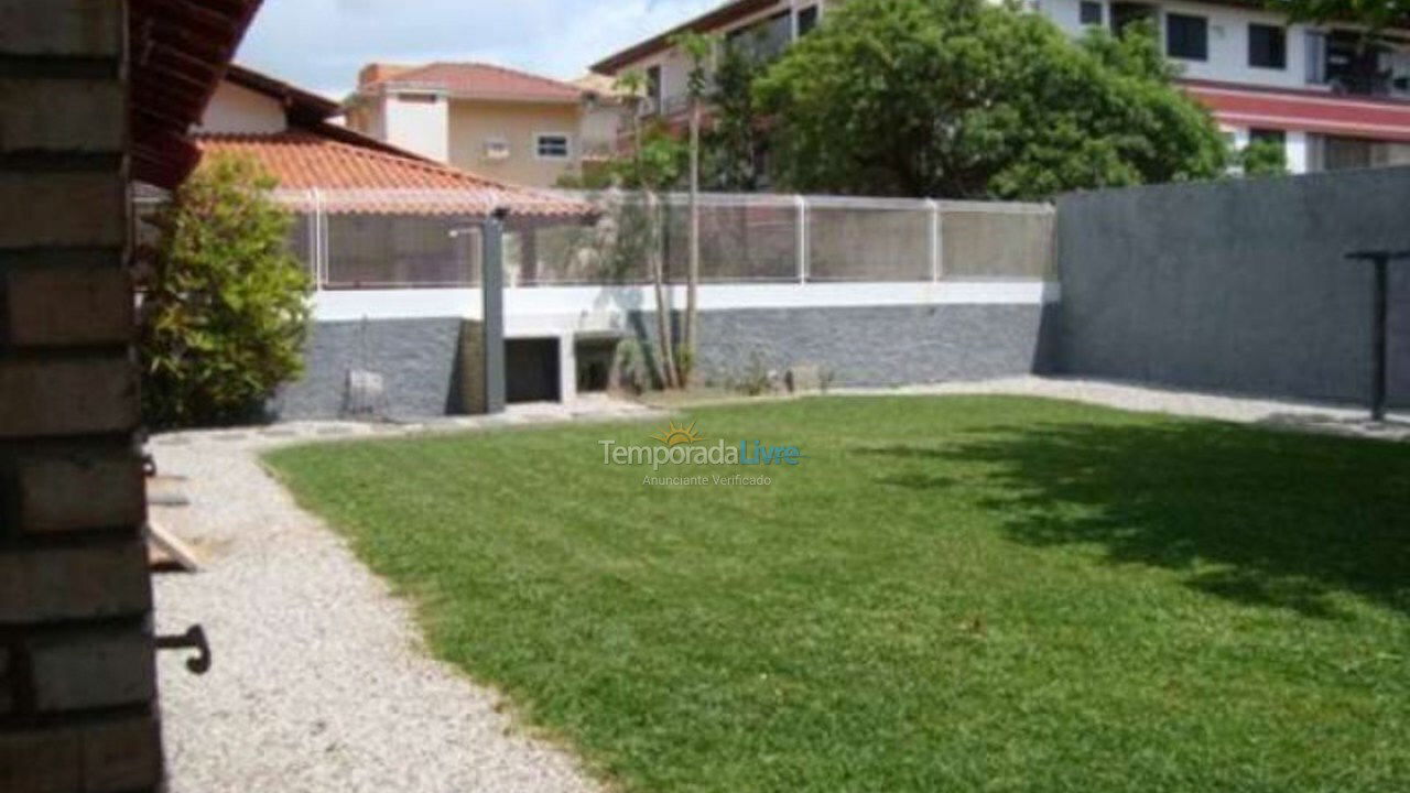 Casa para aluguel de temporada em Florianopolis (Praia dos Ingleses)