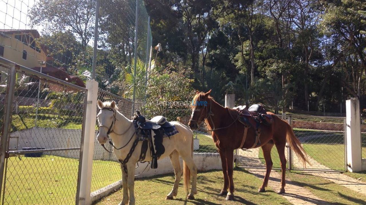 Chácara / sítio para aluguel de temporada em Mairiporã (Sitio do Valos)