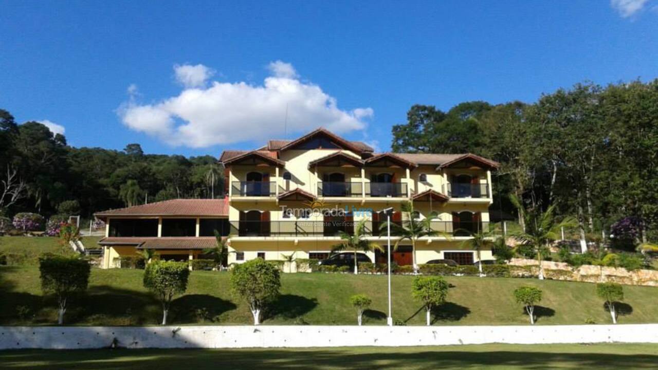 Chácara / sítio para aluguel de temporada em Mairiporã (Sitio do Valos)