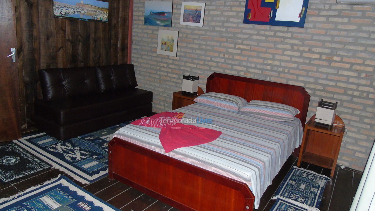 Apartamento para aluguel de temporada em Bombinhas (Praia de Quatro Ilhas)