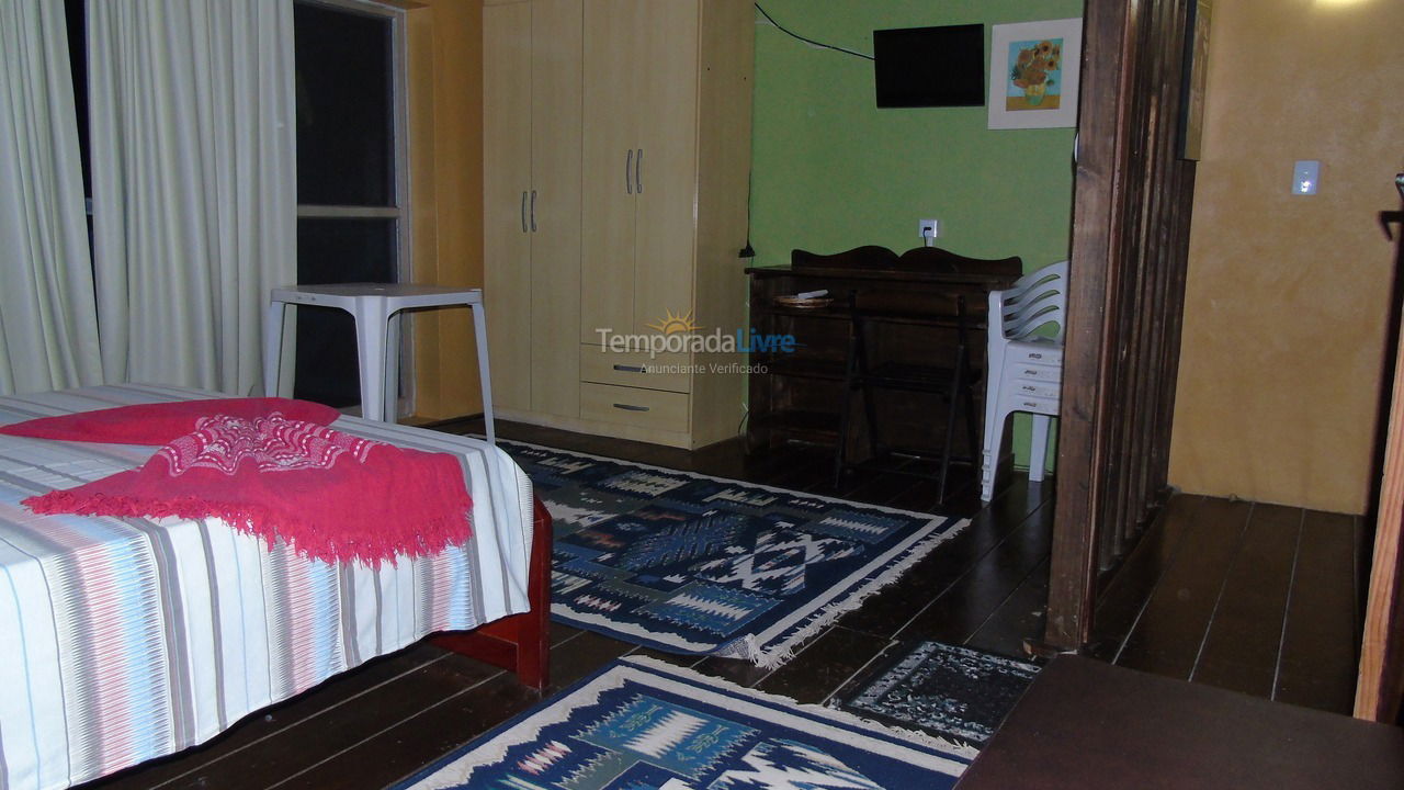 Apartamento para aluguel de temporada em Bombinhas (Praia de Quatro Ilhas)