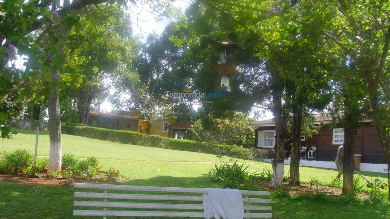 Granja para alquiler de vacaciones em Ibiúna (Bairro da Ressaca)