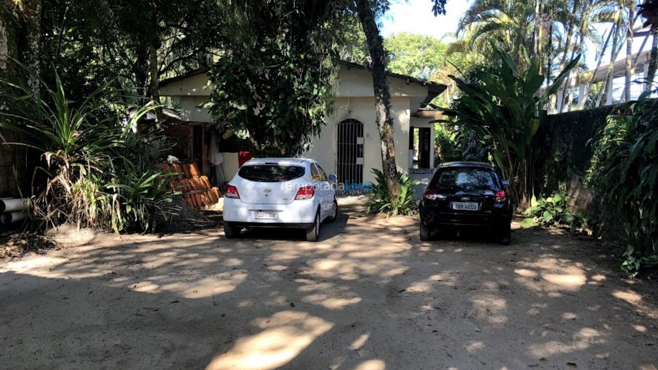 Casa para aluguel de temporada em Ubatuba (Pereque Mirim)