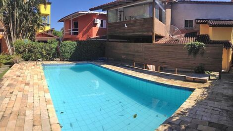 Residencial c/ piscina à 250 mt da praia com 6 Casas de 2 e 3 quartos